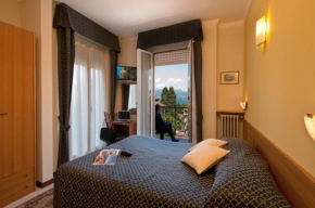 Гостиница Hotel Boston, Стреса
